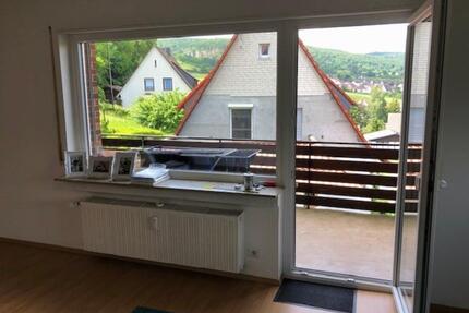 schöne große 2 ZKB Wohnung mit Balkon und traumhaften Ausblick in Hann. Münden - Oberode ( HMÜ-GA20-OG )