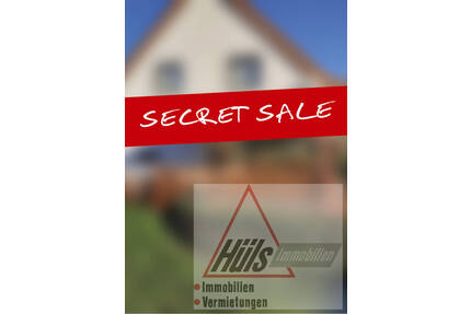 Mitten im Wald und doch zentral! So eine Lage gibt es selten zu kaufen. Gepflegter kleiner Bungalow mit Teilkeller, Carport in traumhafter La - Tecklenburg