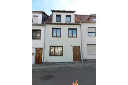 Einfamilienhaus - Reihenmittelhaus - Unterwellenborn