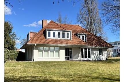 ELEGANT. EXKLUSIV. ZEITLOS. - 449.000,00&nbsp;EUR Kaufpreis, ca.&nbsp; 160,00&nbsp;m&sup2;&nbsp;Wohnfl&auml;che in Northeim (PLZ: 37154)