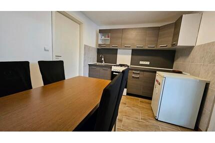 1-Zimmer-Wohnung mit Loggia - 450,00&nbsp;EUR Kaltmiete, ca.&nbsp; 38,00&nbsp;m&sup2; in Dürrwangen (PLZ: 91602)