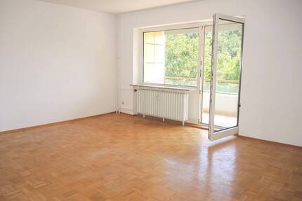 Gepflegte 3-Zimmer Wohnung ca. 74 m² Wohnfläche + Balkon, Bad Brückenau-Staatsbad