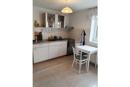 Apartmenthaus Am Schwimmbad - Schleusingen ca. 45qm, 2 Zimmer für bis zu 3 Personen