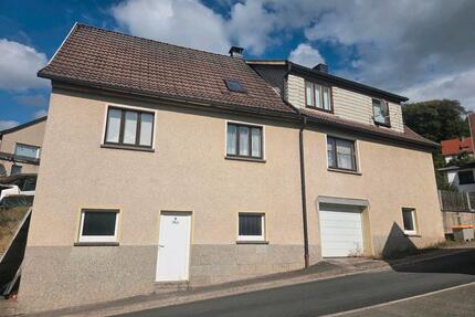 Haus Einfamilienhaus - 79.000,00&nbsp;EUR Kaufpreis, ca.&nbsp; 180,00&nbsp;m&sup2; in Steinbach-Hallenberg (PLZ: 98587)