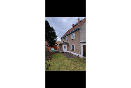 Einfamilienhaus in Stadtnähe - 120.000,00&nbsp;EUR Kaufpreis, ca.&nbsp; 120,00&nbsp;m&sup2; in Freiberg (PLZ: 09599)