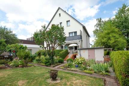 Haus zum Kaufen in Dreieich Sprendlingen 968.000,00 € 258 m² - Dreieich / Sprendlingen
