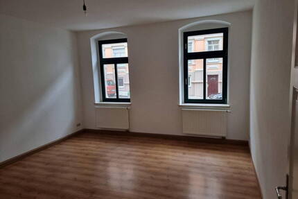 3-Zimmer-Erdgeschoss-Wohnung mit Balkon in Roßwein