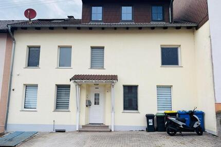 Provisionsfrei! Bauernhaus in 66798 Rammelfangen zu Verkaufen - Wallerfangen