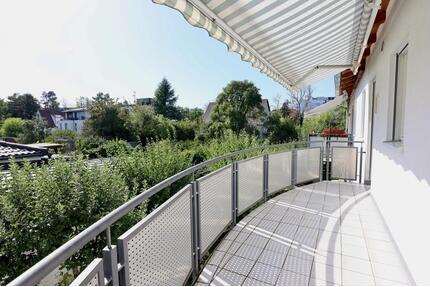 2-Zi-Whg mit Balkon & TG-Stellplatz, München-Solln