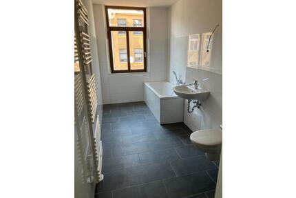 Toll sanierte 4,5 Zimmer-Dachgeschoss-Wohnung mit Balkon! - Plauen