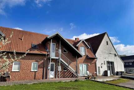 Haus zum Kaufen in Hüllhorst 298.000,00 € 511.02 m²