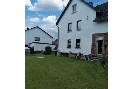 Nauroth, EFH + Nebengeb. - 199.000,00&nbsp;EUR Kaufpreis, ca.&nbsp; 120,00&nbsp;m&sup2;&nbsp;Wohnfl&auml;che in Nauroth (PLZ: 57583)