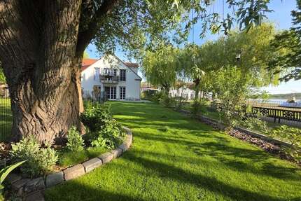 Wohnung zum Kaufen in Wustrau 685.000,00 € 109 m²