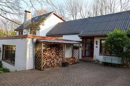 Haus zum Kaufen in Lentföhrden 549.000,00 € 210.73 m²