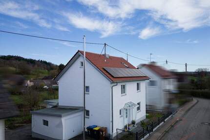 Umfangreich saniertes EFH: Pelletheizung + PV + Solarthermie Ruhiger Lage - nur 4 min zur A8 - Zusmarshausen / Streitheim