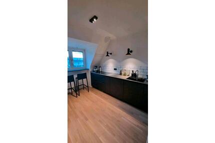 Wohnung mit Burgblick +++ Küche+Quooker+Leuchten+Kleiderschrank - Nürnberg Kleinweidenmühle