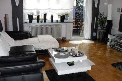 Gemütliche 3-Zi.-Whg. mit Balkon in zentraler WohnlageNähe Schlittenbach-Zentrum! - Lüdenscheid