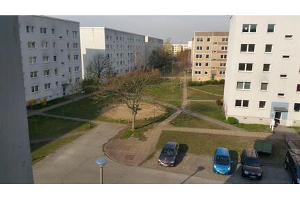 2 Raum Wohnung mit Badewanne 360° Rundgang - Brandenburg an der Havel Görden