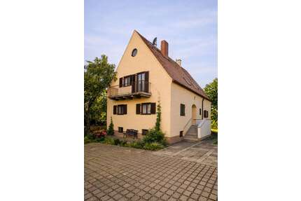 Haus zum Kaufen in Markt Schwaben 849.000,00 € 156 m²
