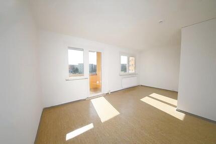 Schöne lichtdurchflutete 4-Raumwohnung mit Balkon - Eisleben (Lutherstadt)