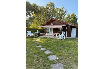 Mietergarten Gesobau ca. 350 m² mit modernem Gartenhaus ca. 25 m - Berlin Reinickendorf