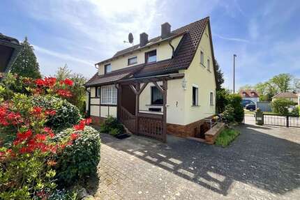 Haus zum Kaufen in Roth 298.000,00 € 101.5 m²