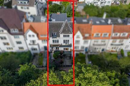 Haus zum Kaufen in Lübeck 1.300.000,00 € 377 m²