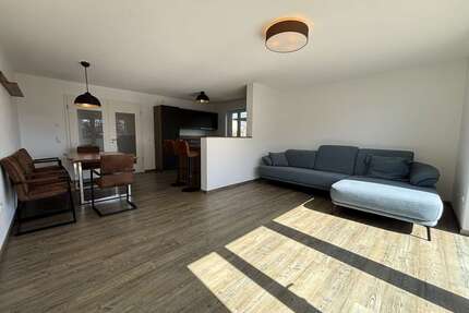 Wohnung zum Mieten in Schirmitz 1.020,00 € 92 m²