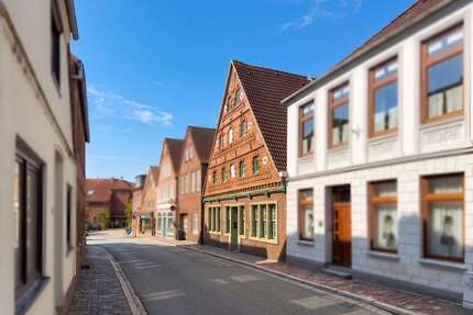 Haus zum Kaufen in Wilster 349.000,00 € 253 m²