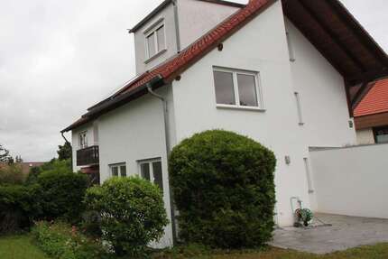 Haus zum Mieten in Böblingen 2.800,00 € 170 m²