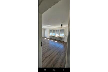 Wohnung mieten - 1.350,00&nbsp;EUR Kaltmiete, ca.&nbsp; 83,00&nbsp;m&sup2; in Wernau (Neckar) (PLZ: 73249)