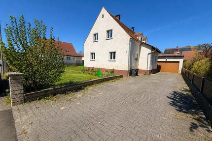 Einfamilien Haus in Hirschau - 169.000,00&nbsp;EUR Kaufpreis, ca.&nbsp; 130,00&nbsp;m&sup2; in Amberg (PLZ: 92224)
