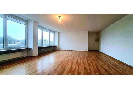 Die besondere Gelegenheit zum fairen Preis: Große 3 Zi-Kü-BB-Wohnung mit großem Wohnzimmer und offener Küche - Bad Salzuflen Werl-Aspe