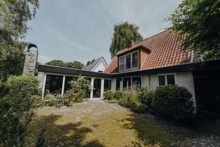 Haus zum Kaufen in Bad Schwartau 548.000,00 € 140.21 m²