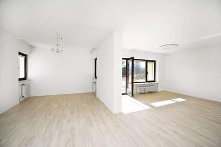 Wohnen in ruhiger Lage - Großzügige 3-Zi-ETW mit 2 Balkonen und TG-Stellplatz in 79211 Denzlingen