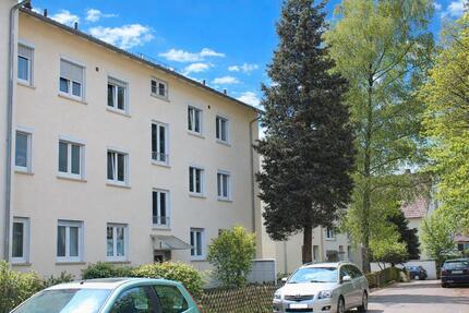 Helle 3 Zi. Wohnung mit Terrasse und Garten Mitbenutzung - Ebersbach an der Fils