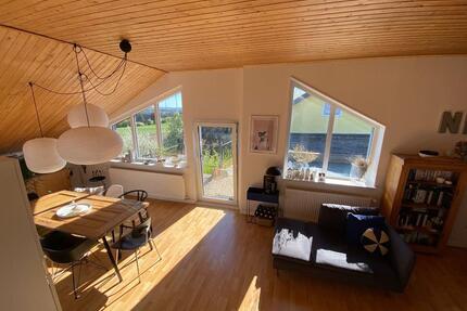 Helle Dachwohnung mit Dachterrasse,95180 Berg , 95 m2
