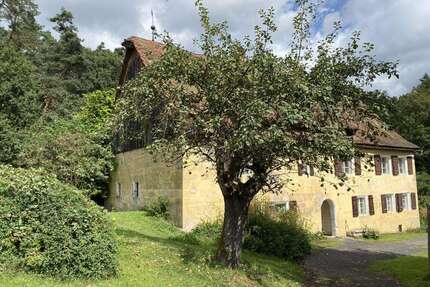 Haus zum Kaufen in Lauf 690.000,00 € 400 m²