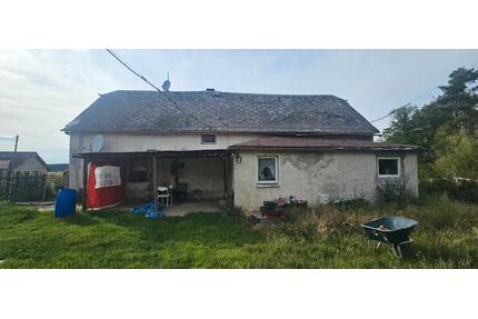 Haus mit großen Grundstück - 60.000,00&nbsp;EUR Kaufpreis, ca.&nbsp; 120,00&nbsp;m&sup2; in Oelsnitz (Vogtland) (PLZ: 08606)