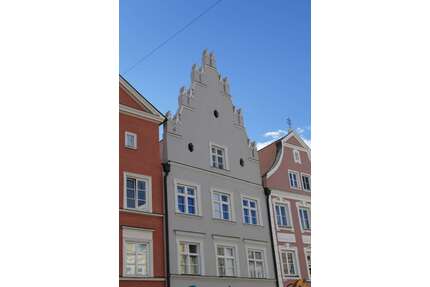 Haus zum Kaufen in Landshut 1.850.000,00 € 478 m²