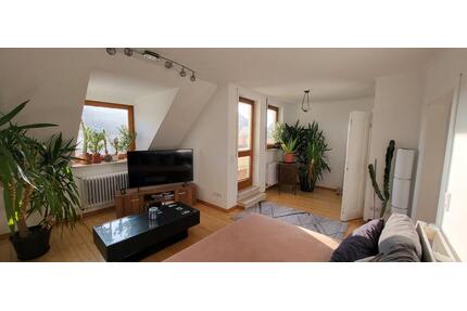 Geräumige, wunderschöne 5-ZiKB. DG-Wohnung mit Südterrasse - Augsburg Haunstetten-Siebenbrunn