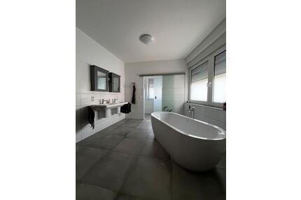 OsWüste, 103 qm, großzügige 2 ZKB Gäste-WC, Wintergarten - Osnabrück Eversburg