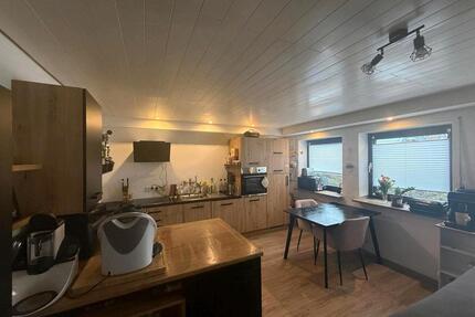 Moderne helle 2,5 Zimmer UG Wohnung mit Garten - Teublitz