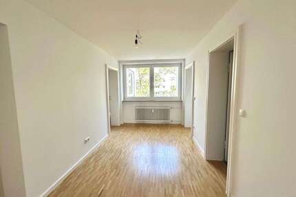 Wohnung zum Mieten in München 1.600,57 € 90.53 m²