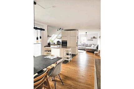 119m² Eigentumswohnung- Einziehen und wohlfühlen! - Pliezhausen