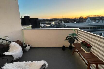Kapitalanlage: Gepflegte 2-Zimmer-Wohnung mit Balkon & Weitblick - Düren