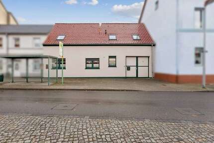 Haus zum Kaufen in Brandenburg an der Havel 330.000,00 € 192 m²