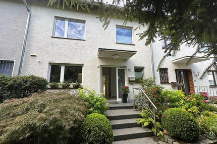 Einfamilienhaus in Witterschlick - modernisiert, Garten, Garage - Alfter