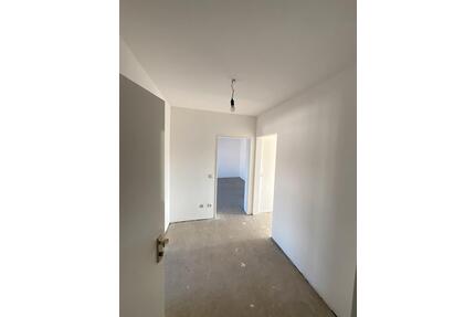 Familienwohnung in Marxloh.. - 569,00&nbsp;EUR Kaltmiete, ca.&nbsp; 80,40&nbsp;m&sup2; in Duisburg (PLZ: 47169) Hamborn