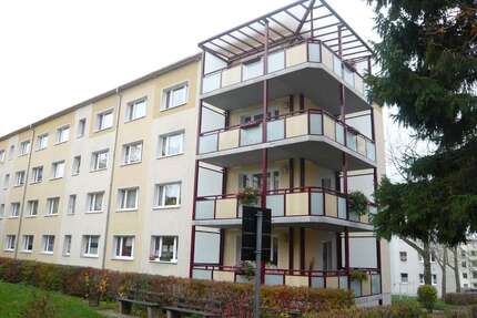 Wohnung zum Mieten in Zeulenroda-Triebes 350,00 € 58.33 m²